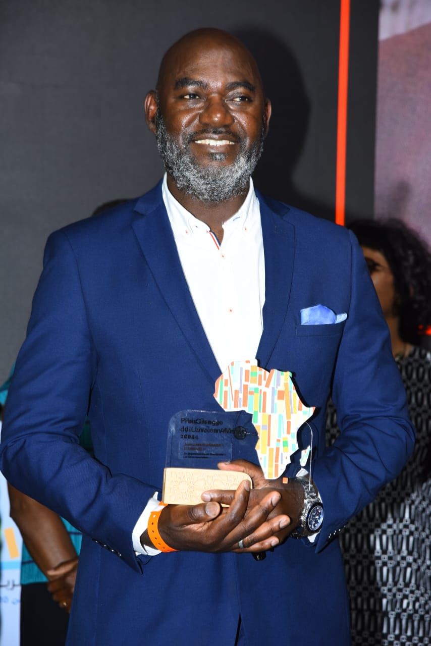 Dibakana Mankessi, lors de la cérémonie de remise du prix Orange du Livre, en Afrique 2024.