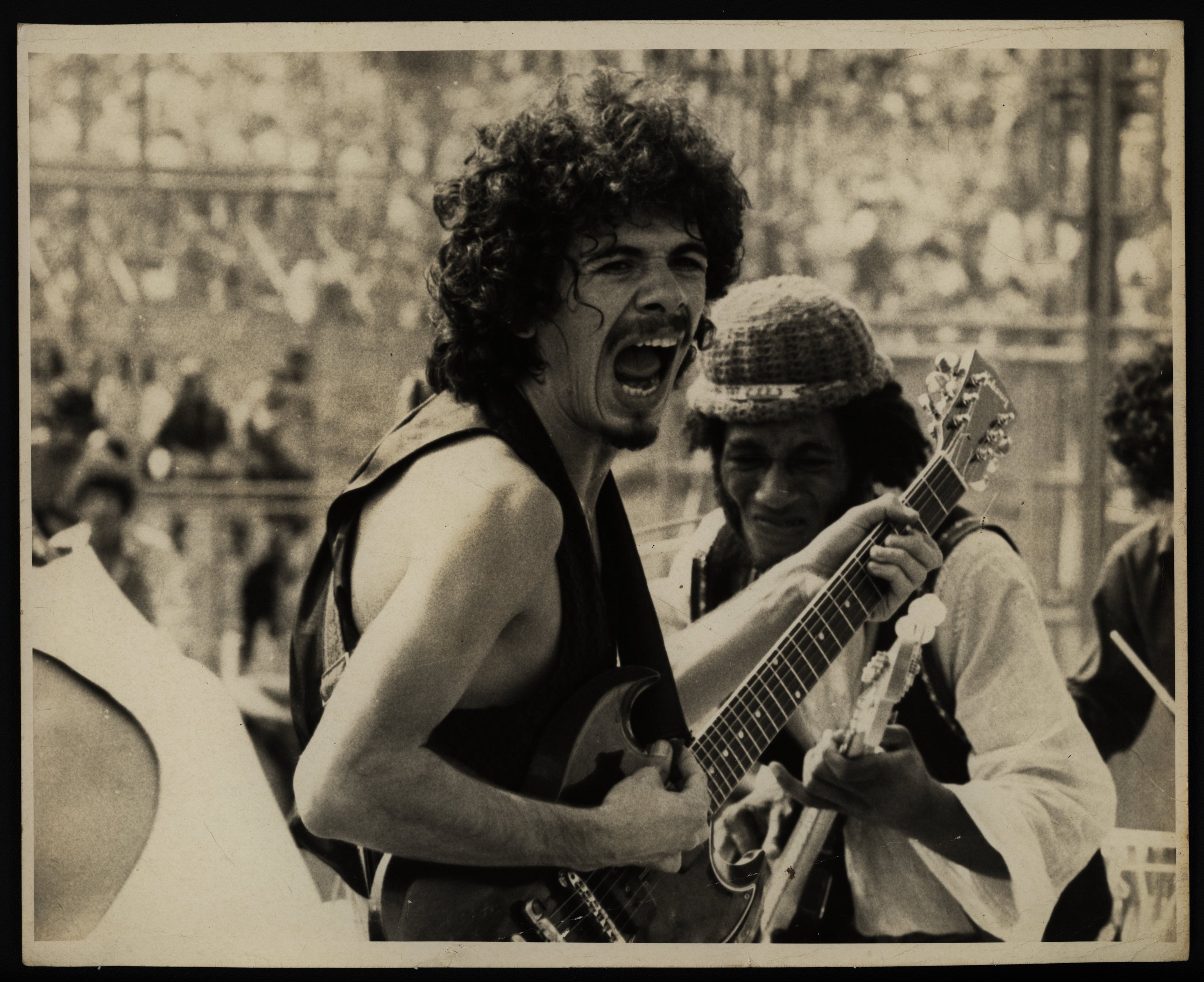 Carlos Santana lors de Woodstock. Une photo prise par David Marks.