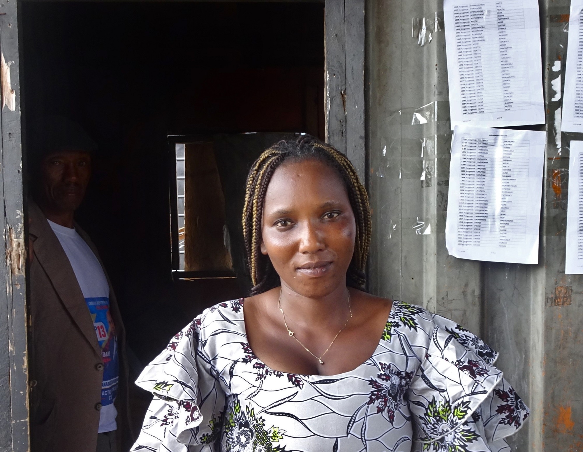 Alice Maombi, responsable du camp d'Acogenoki (mai 2024).