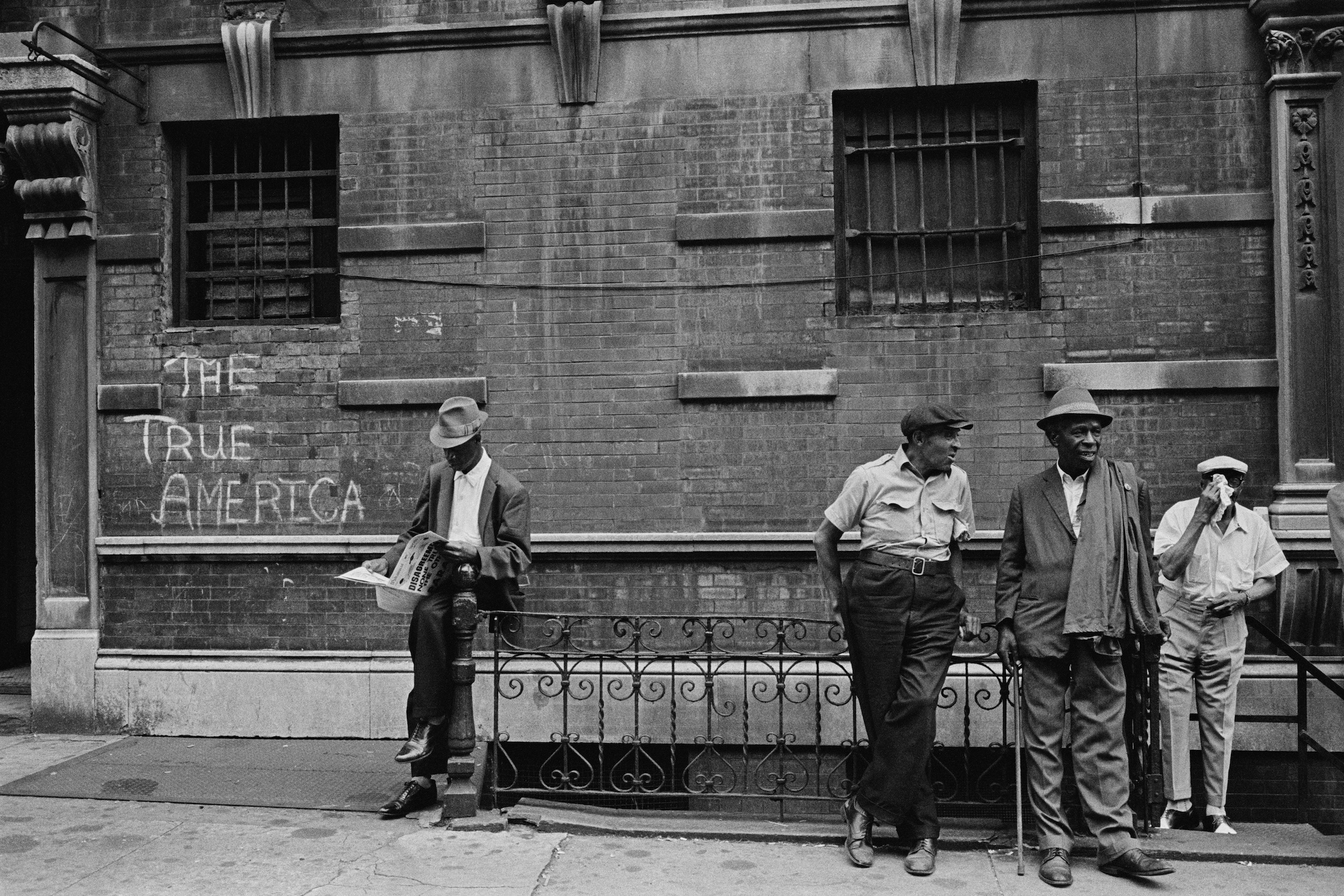 © Ernest Cole : The True America, Aperture.org.
