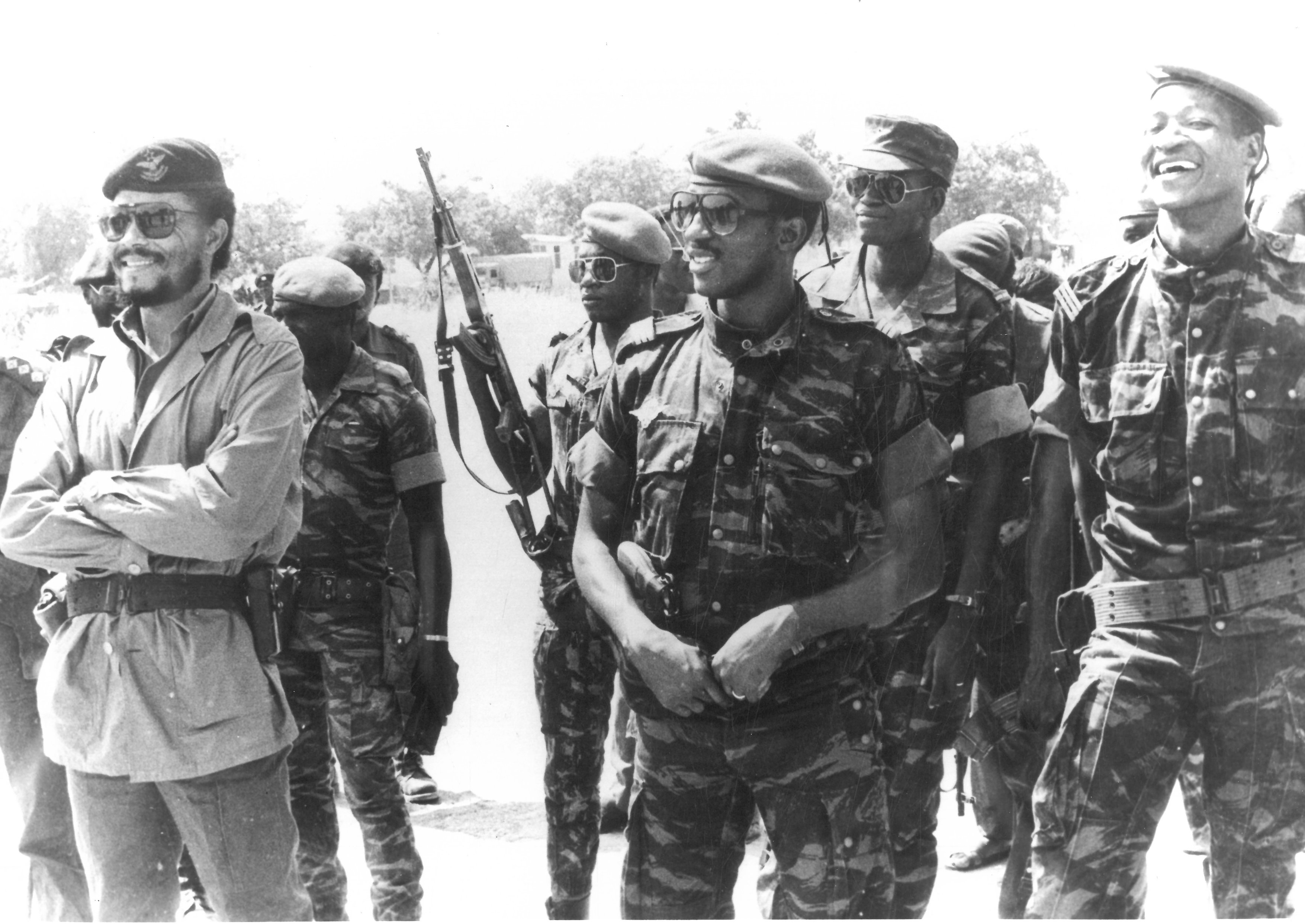Jerry Rawlings, Thomas Sankara et Blaise Compaoré (de gauche à droite), en décembre 1983.