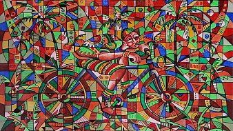 L'image présente une composition vibrante et colorée, dominée par des teintes de rouge, vert et jaune. Au centre, un personnage détendu est assis sur un vélo, entouré d'un environnement tropical qui évoque des palmiers et d'autres formes naturelles stylisées. Les formes géométriques et les motifs abstraits se mêlent pour créer une impression de mouvement et d'énergie. Le fond est rempli de motifs colorés qui ajoutent de la profondeur à la scène, donnant une sensation de chaleur et de vie, comme un jour ensoleillé dans un lieu exotique.