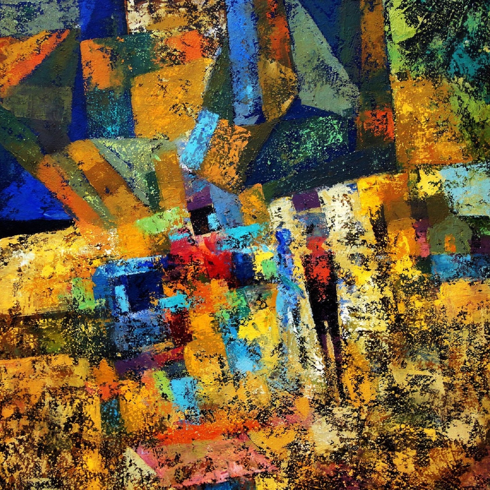 Cette image est une peinture abstraite riche en couleurs vives. On y distingue des formes géométriques et des traits qui évoquent des silhouettes humaines. Les teintes dominantes sont des jaunes, oranges, bleus et rouges, créant une ambiance dynamique et chaleureuse. Les contrastes entre les couleurs suggèrent une profondeur et une texture, avec des coups de pinceau visibles qui ajoutent du mouvement à l'œuvre. L'ensemble dégage une impression de vie et d'énergie, laissant place à l'interprétation personnelle.