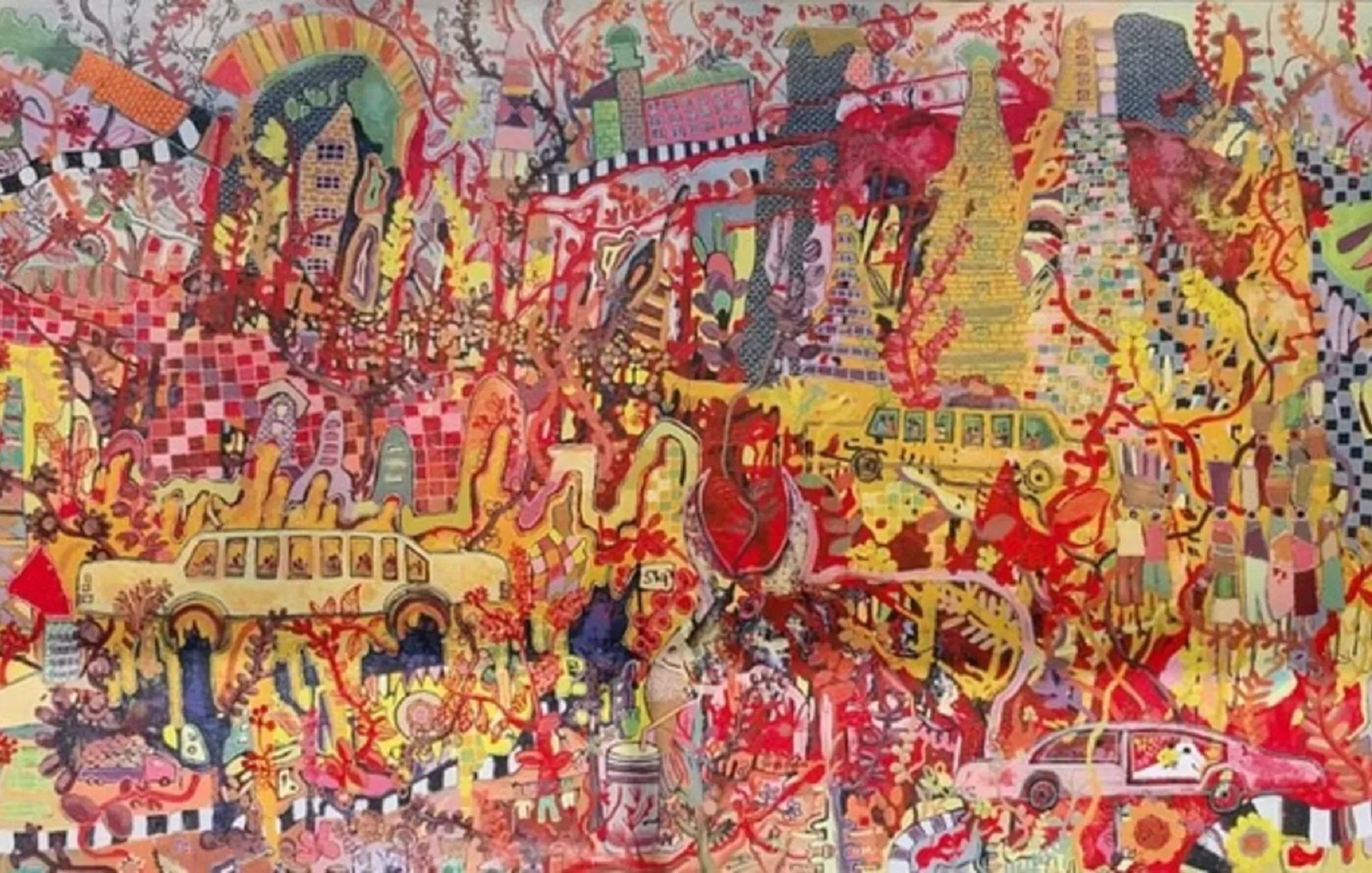 L'image est une œuvre vibrante et complexe, remplie de couleurs éclatantes allant du rouge au jaune, en passant par des touches de bleu et de vert. On y voit une scène urbaine animée, avec des voitures de taxi stylisées, notamment une limousine et d'autres véhicules, qui se déplacent à travers un paysage chaotique. Des motifs floraux et des formes abstraites s'entrelacent, donnant une impression de mouvement et de vitalité. Les bâtiments sont dessinés de manière fantaisiste, apparaissant comme des silhouettes juchées sur des collines. Il y a aussi des figures humaines stylisées, certaines se mêlant à l'architecture ou aux véhicules, tandis que des éléments narratifs comme des mots et des phrases se sont巧整合é dans l'ensemble. L'image évoque une sensation d'énergie et d'imprévisibilité, comme si le monde représenté était en pleine effervescence. Les couleurs chaudes et les formes enchevêtrées créent une atmosphère à la fois festive et légèrement surréaliste.