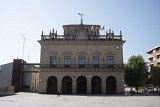 Tous les jours, sur la place San Juan de Irún, l'organisation Irungo Herrera Sarea aide de nombreuses personnes exilées (21 août 2024).