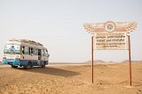 Inscrites au Patrimoine mondial de l'UNESCO, les Pyramides de Méroé, sépultures royales des souverains du royaume de Koush, jouxtent d'autres traces de l'ancienne cité royale, incluant les sites religieux de Musawwarat es-Sufra et Naqa. Ces trois sites abritent les vestiges les mieux préservés de la scène politique, religieuse, sociale, artistique et technique du nord et du milieu de la vallée du Nil de l'époque.