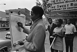 © Ernest Cole : The True America, Aperture.org.