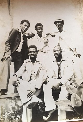 Les Oriental Brothers international Band, dans les années 1970.